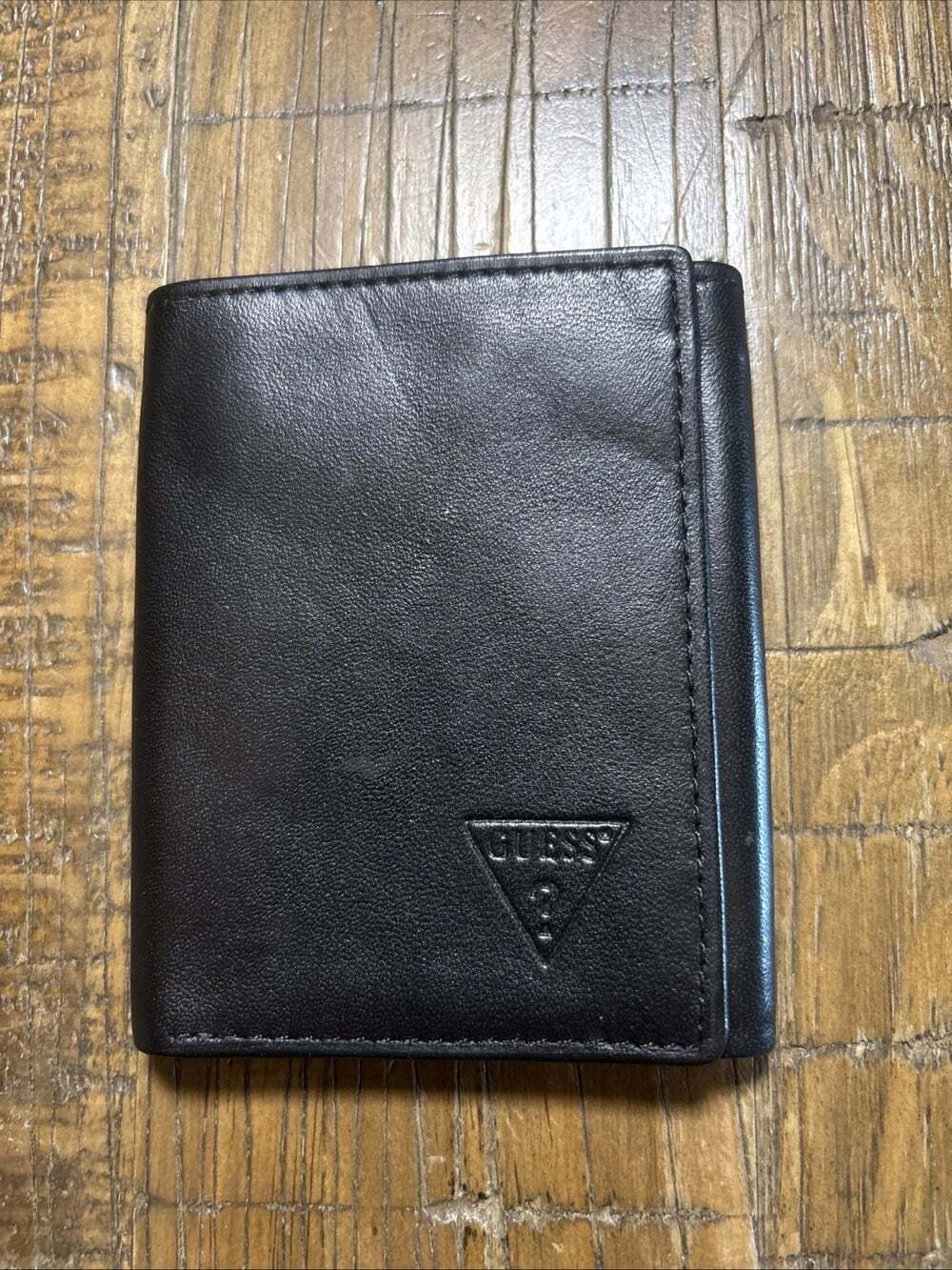 Vintage Guess Genuine Leather Men’s Wallet